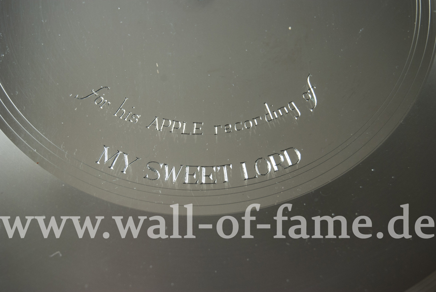 1810380w-2_beatles_my_sweet_lord_geotge_harrison_uk_silver_disk_award