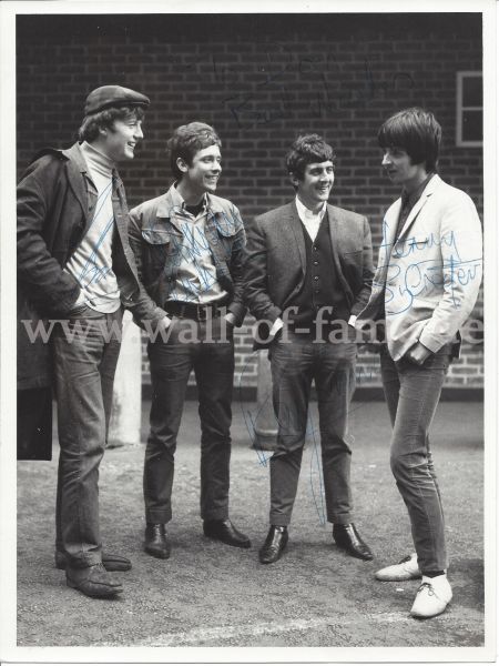 2211077w_swinging_blue_jeans_autograph